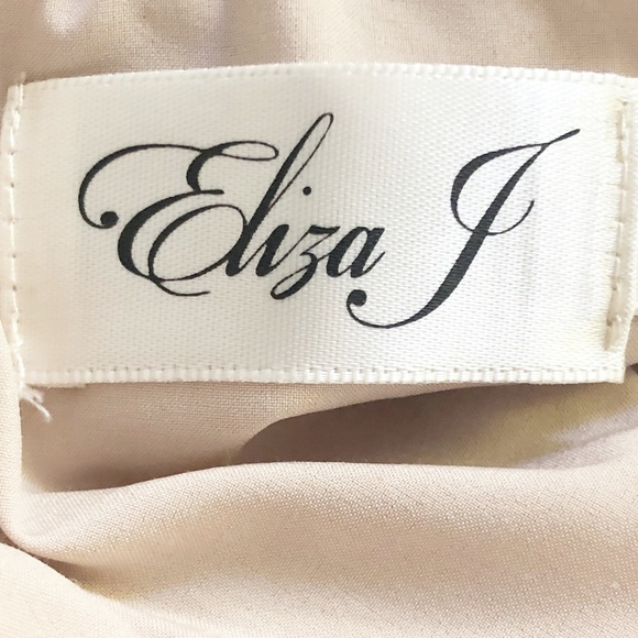 SOLD Eliza J | Ombre Sequin Gown | Champagne | 8 - Picture 11 of 15